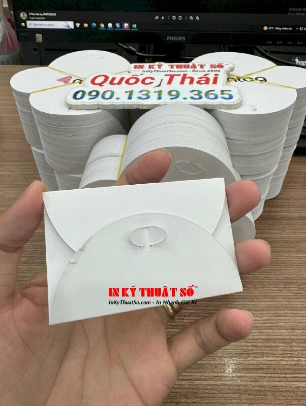 In bao giấy đựng thẻ nhựa, bìa folder mini đựng card nhựa khách hàng - INKTS1434