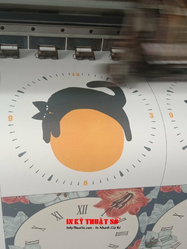 Đồng hồ treo tường in hình theo yêu cầu
