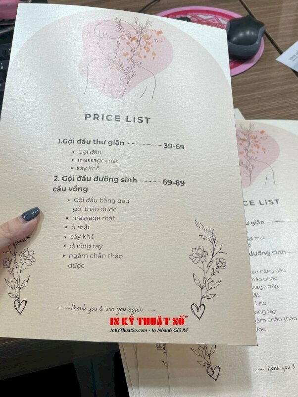 In bảng giá dịch vụ Spa khổ A4, in tờ lẻ menu Spa giấy mỹ thuật nhũ vàng