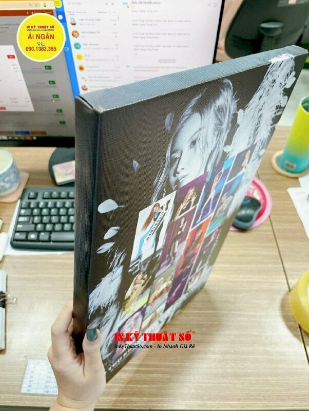 Tranh Canvas in hình Idol Kpop treo tường trang trí phòng cá nhân được in ấn bởi In Kỹ Thuật Số Since 2006