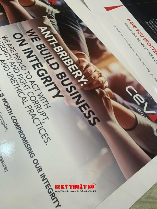 In ảnh theo yêu cầu và gia công cán màng bóng chất lượng