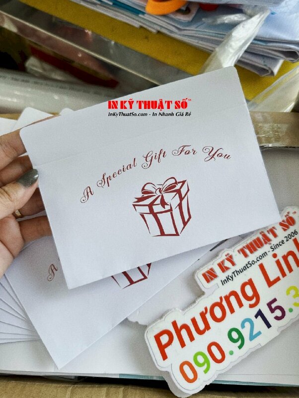 In bao thư 16 x 9 cm đựng thẻ quà tặng A Special Gift For You, in bao thư mặt ngoài Offset - INKTS1687