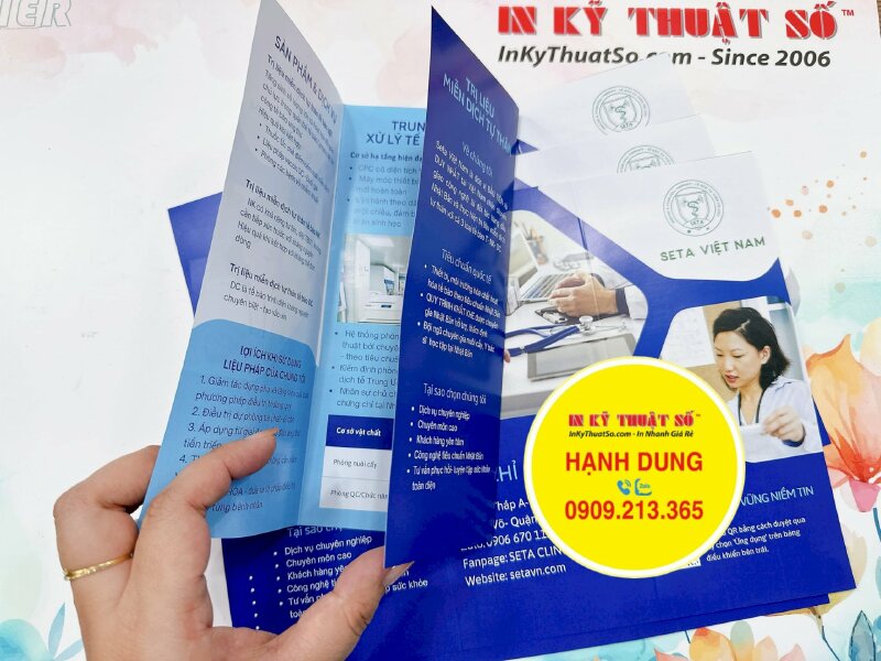 In brochure gấp 3 giới thiệu sản phẩm dịch vụ phòng khám Clinic - INKTS1516