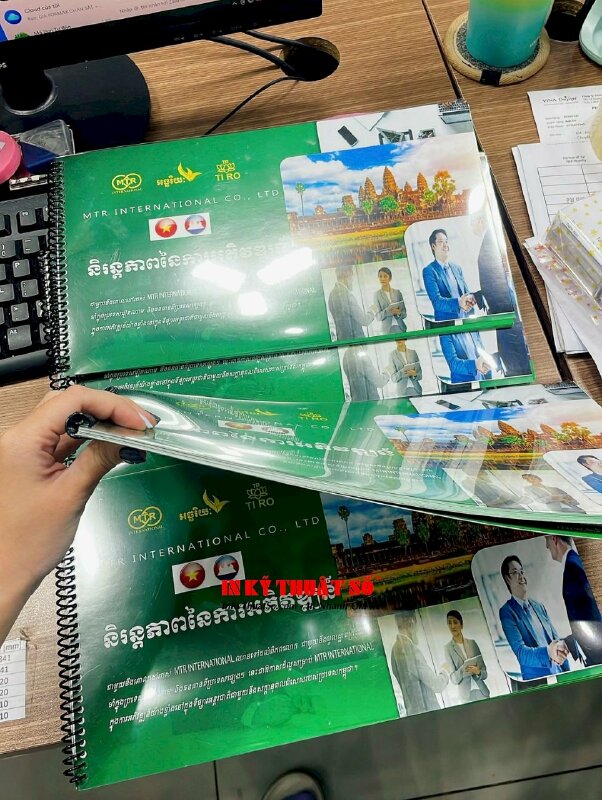 In Catalogue khổ ngang giới thiệu Spa Health and Beauty, hàng gửi đi Cambodia từ TPHCM - INKTS1651