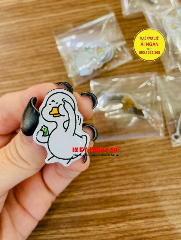 In huy hiệu chibi móc kim cài áo, huy hiệu nhựa đổ keo - INKTS1561