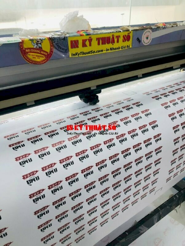 In tem nhãn và bế theo viền tại xưởng in 365 Lê Quang Định, Bình Thạnh, TPHCM