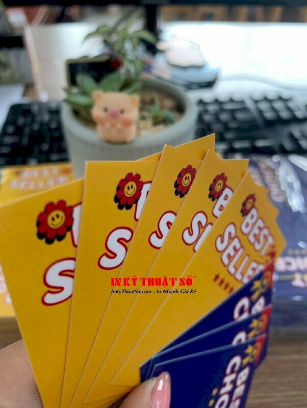 In chữ lên thẻ nhựa mỏng, card nhựa Best Choice, Best Seller