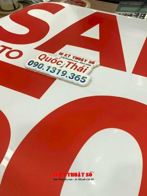Decal cửa kính in theo yêu cầu cắt hình chữ nhật kích thước 80cm x 60cm