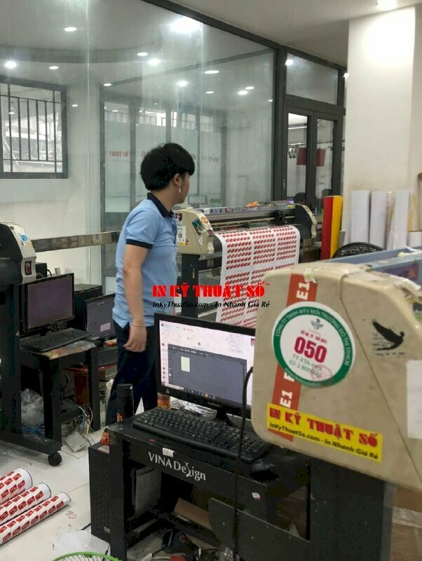 Văn phòng in ấn hiện đại tại 365 Lê Quang Định đáp ứng mọi số lượng trong thời gian nhanh nhất