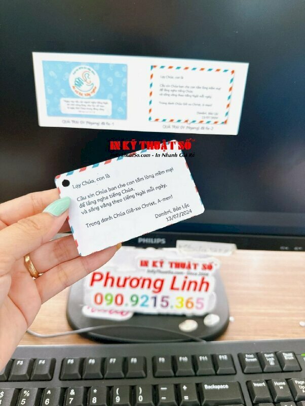 Thiết kế & In thẻ nhựa quà tặng trại sinh giúp tạo dấu ấn trại hè và gắn kết trại sinh