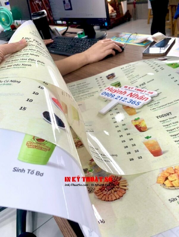 In thực đơn dán hộp đèn chất liệu backlit film - In ấn & Gia công bởi In Kỹ Thuật Số Since 2006