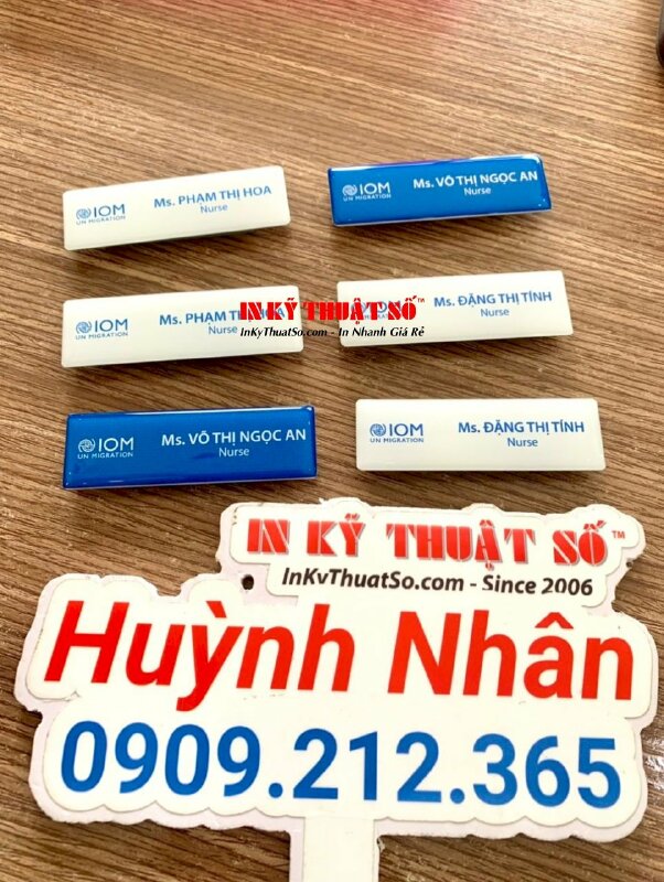 In bảng tên cài áo nam châm hít, bảng tên nhựa đổ keo chức danh Nurse y tá cho tổ chức phi lợi nhuận - INKTS1816