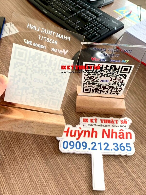 In biển Mica đặt bàn mã QR code thanh toán chuyển khoản ngân hàng - INKTS1781