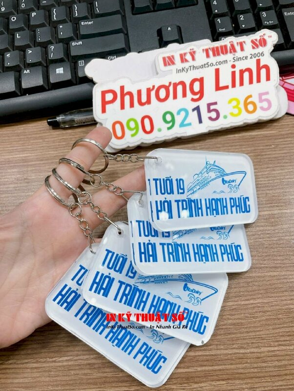 Làm móc chìa khóa mica in slogan tổ chức cộng đồng, logo nhà tài trợ - INKTS1789