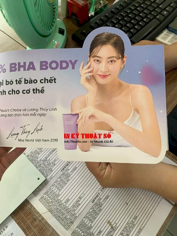 In cover giấy Couche 150gsm, in vỏ bao giấy dùng cho combo sản phẩm mỹ phẩm