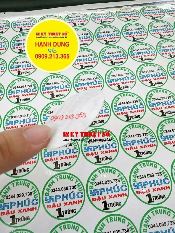 Thiết kế và in tem dán đánh dấu nhân bánh Trung Thu cán màng bóng, bế tem theo viền