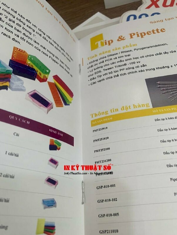 In catalogue vật tư tiêu hao sinh học phân tử cán mờ bìa mặt ngoài, thành phẩm đóng kim