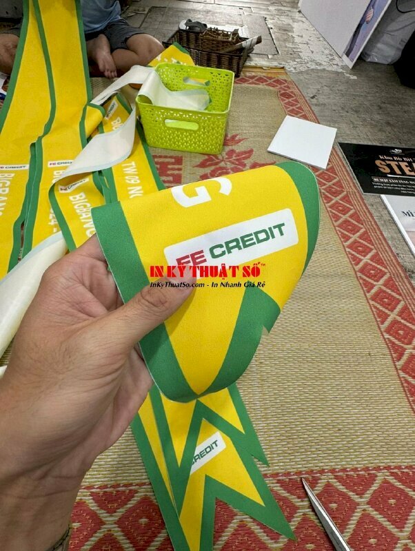 Băng đeo chéo vải Silk in mực dầu mờ kích thước 180cm x 15cm