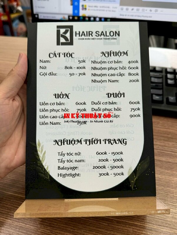 In bảng giá dịch vụ cho Hair Salon, in UV lên mica trong, gắn chân đế làm standee Mica để bàn - INKTS1977