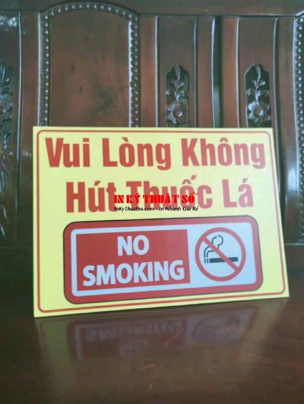 In biển No Smoking chữ A đặt bàn Vui Lòng Không Hút Thuốc Lá, standee PP bồi formex - INKTS2005