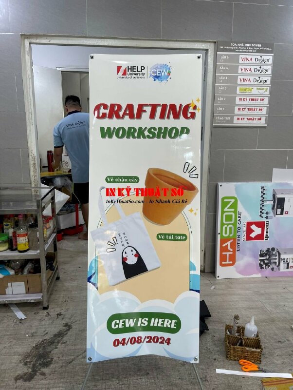 In poster nhanh cho sự kiện Crafting Workshop, lắp standee chân X khổ 60cm x 160cm - INKTS1857