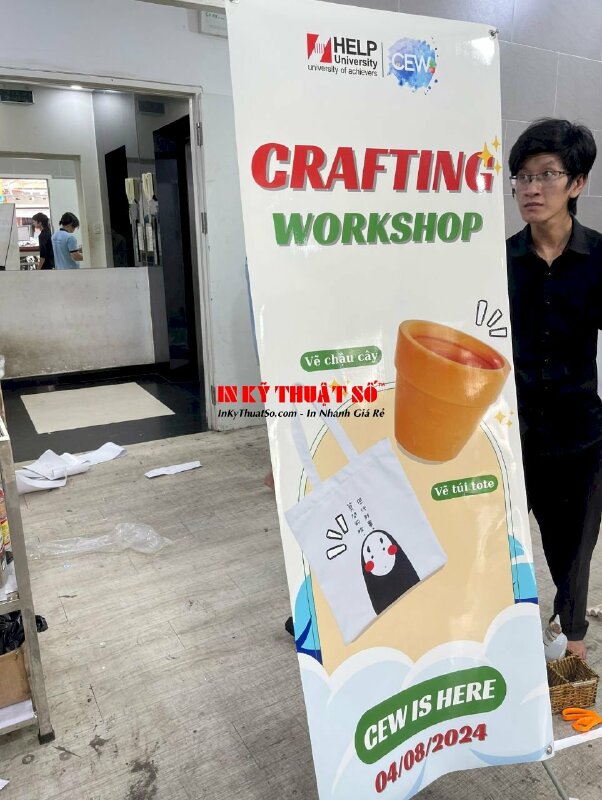 In poster nhanh cho sự kiện Crafting Workshop, lắp standee chân X khổ 60cm x 160cm - INKTS1857