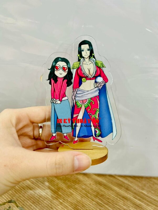 Mô hình Standee Acrylic in hình theo yêu cầu - in 1 mặt standee mica để bàn - INKTS264