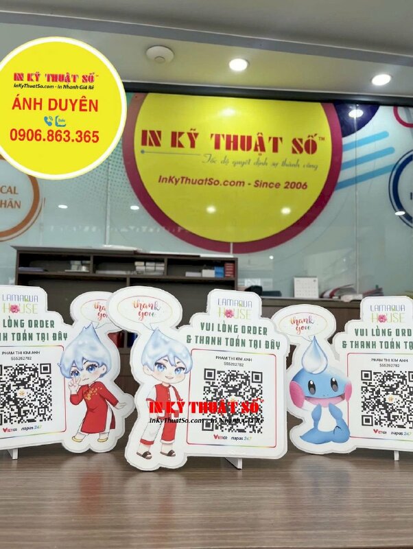 Mô hình Standee Format Chibi Mascot linh vật nhãn hàng nước uống tinh khiết kèm mã QR Code thanh toán - INKTS1372