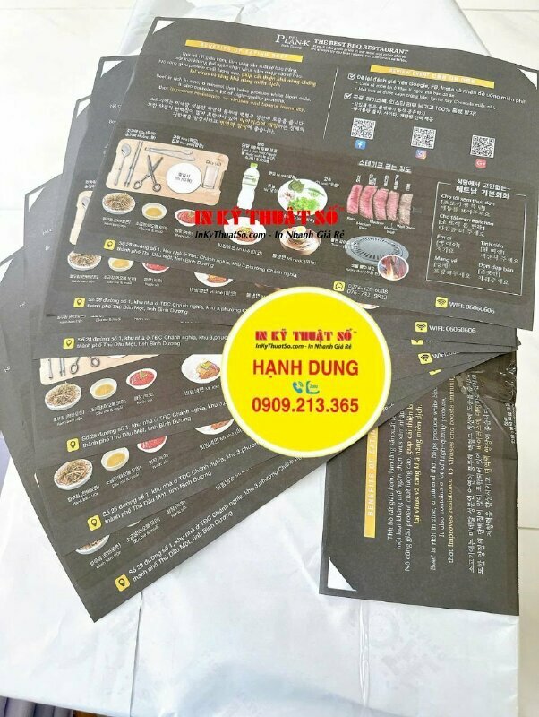 In giấy lót bàn ăn số lượng lớn, in nhanh giá rẻ TPHCM