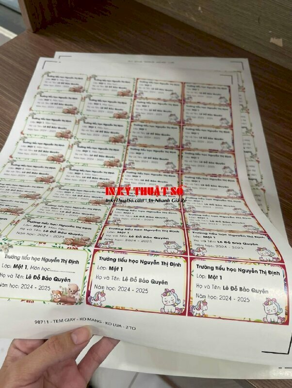 In nhanh nhãn vở học sinh theo yêu cầu