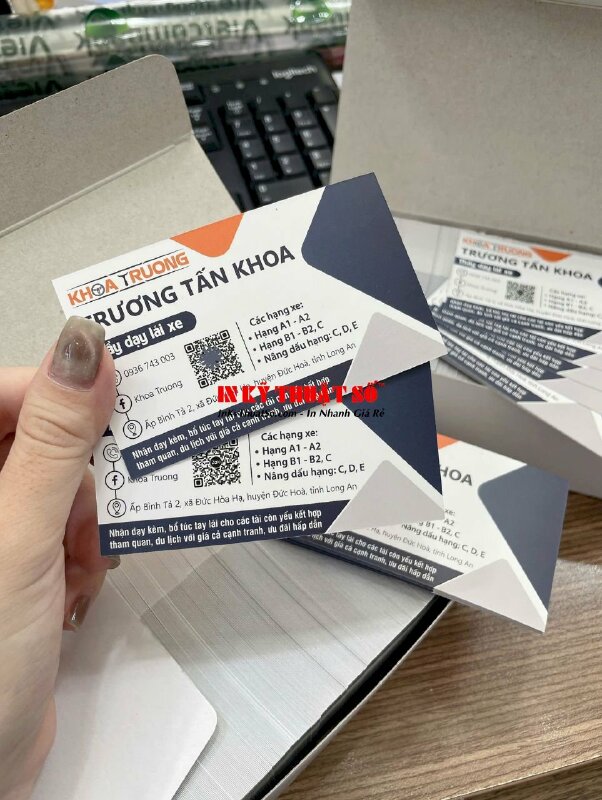 In 10 hộp card visit thầy dạy lái xe hạng A1, A2, B1, B2, C, nâng dấu hạng C, D, E, gửi hàng đi Long An từ TPHCM - INKTS2047