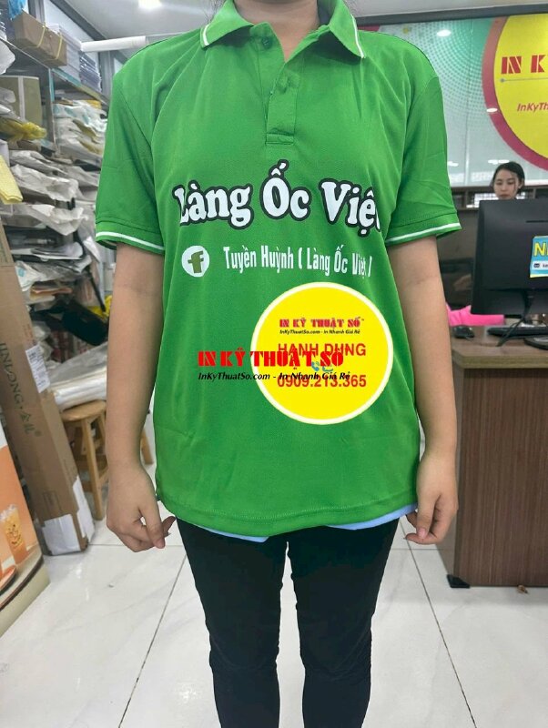 In áo thun đồng phục quán ốc, in Decal ép nhiệt 2 vị trí trước sau lên áo thun khách mang đến - INKTS2086