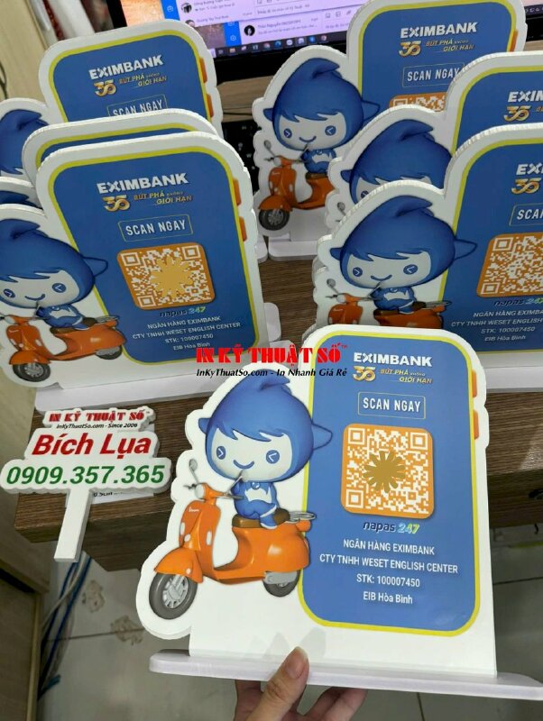 In bảng Standee quét mã QR code, standee để bàn mô hình Brand mascot - INKTS2045