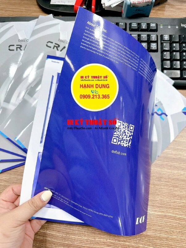 In Brochure khổ A3 giới thiệu sản phẩm thiết bị nha khoa, máy phay nha khoa - INKTS2077