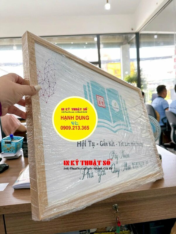 In tranh dấu vân tay kỷ niệm Tour Team Building công ty, tranh Canvas dầu mờ, đóng khung gỗ viền 60x40cm - INKTS2091