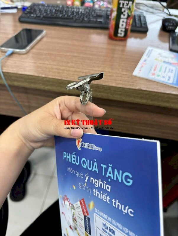 Công ty sản xuất Wobbler Formex kẹp nhựa giới thiệu sản phẩm phiếu quà tặng siêu thị nhà hàng - INKTS2815