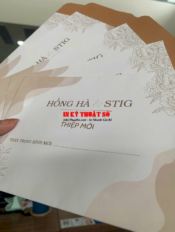 In bao thư đựng thiệp mời số lượng ít, bao thư 11.5x15.8 cm in 1 mặt dán gấp theo file - INKTS2832