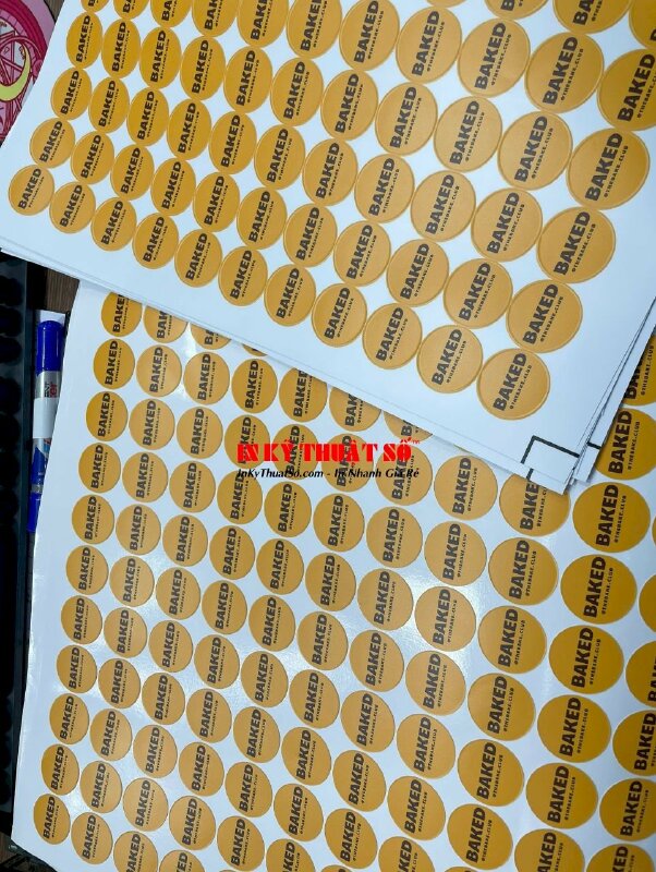 In tem logo tiệm bánh cookie tại nhà, tem tròn Decal sữa, hàng gửi đi Úc từ TPHCM - INKTS2825