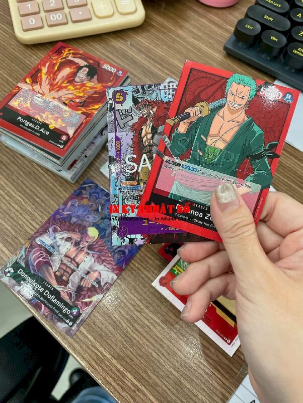 In thẻ bài 100 lá One Piece Card Game làm quà tặng - INKTS2812