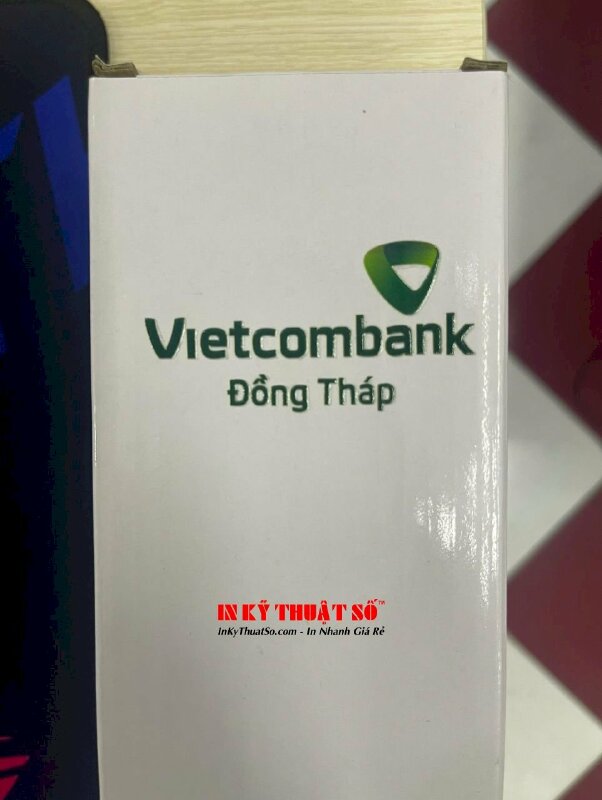 In UV DTF dịch vụ in dán logo ngân hàng lên quà tặng khách hàng, tem DTF có độ bám dính cao - INKTS2775