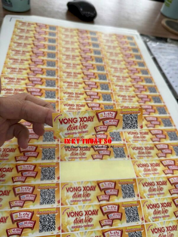 In tem Decal giấy dán thông tin quét mã QRcode tham gia Mini Game cho nhà phân phối thực phẩm gia vị - INKTS2921