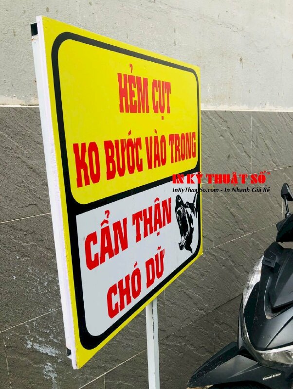 In PP cán format làm bảng thông báo Hẻm cụt có chó dữ - In Kỹ Thuật Số Since 2006 - Ảnh: 1