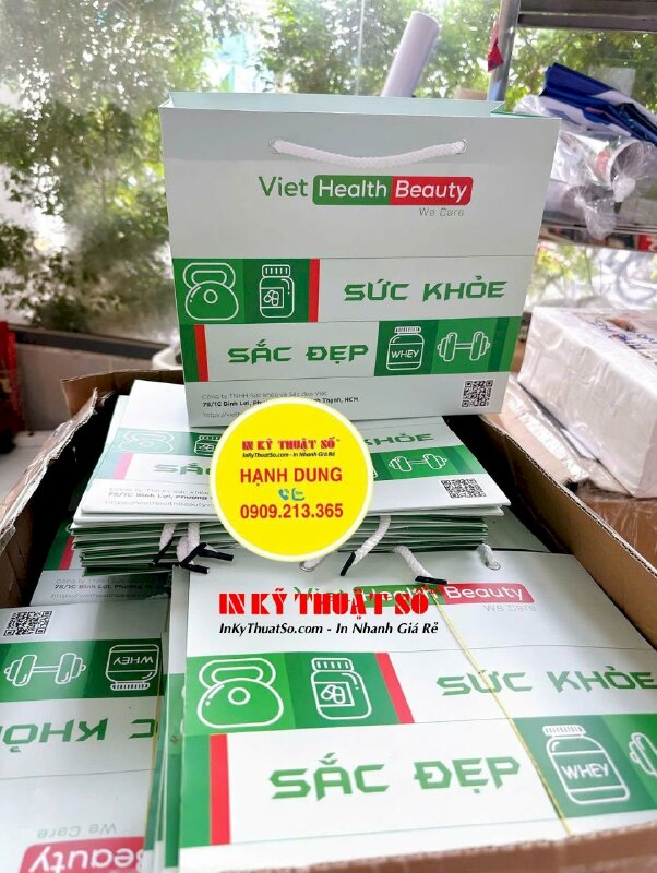 In túi giấy 20cm x 16cm x 6cm (hông) đựng sản phẩm công ty phân phối dược mỹ phẩm, thực phẩm bổ sung sức khỏe - INKTS3086