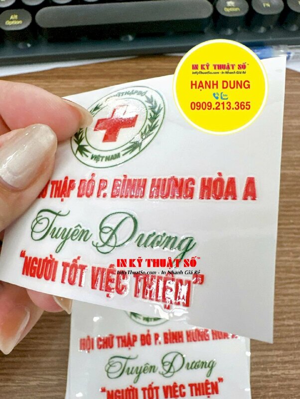 Nhãn UV DTF dán ly sứ làm quà tặng tuyên dương cá nhân tiêu biểu phong trào xã hội - INKTS2993