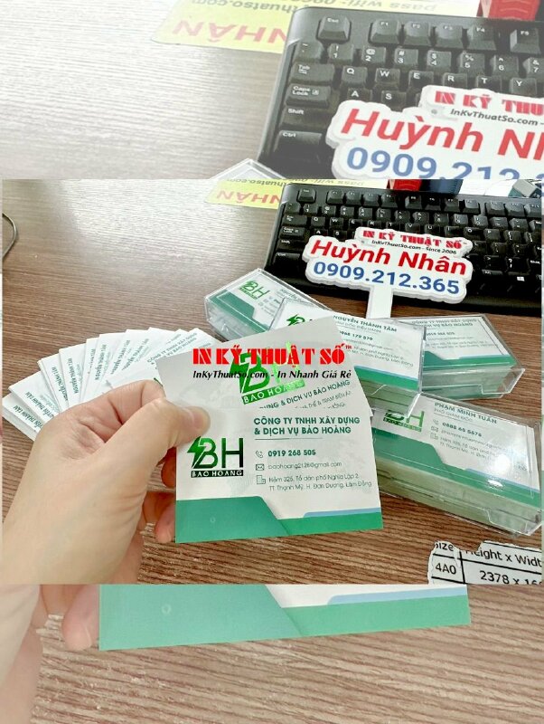 In card visit ép kim, name card giám đốc điều hành công ty xây dựng - INKTS724