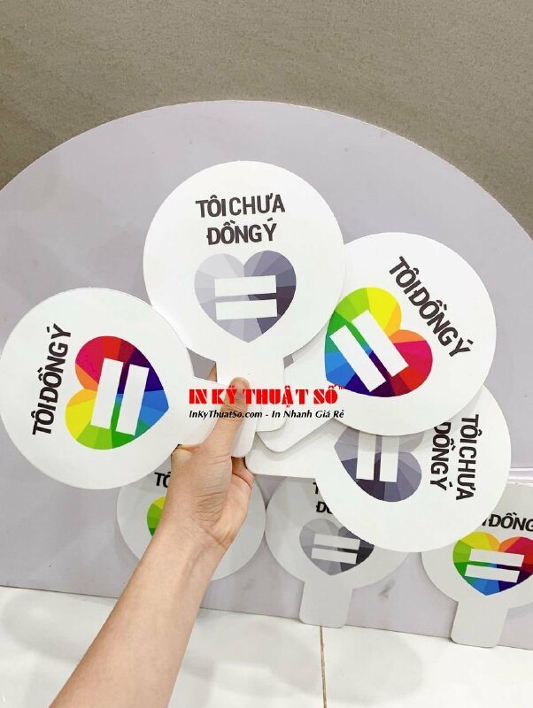 In hashtag cầm tay chiến dịch tôi đồng ý LGBT - INKTS449