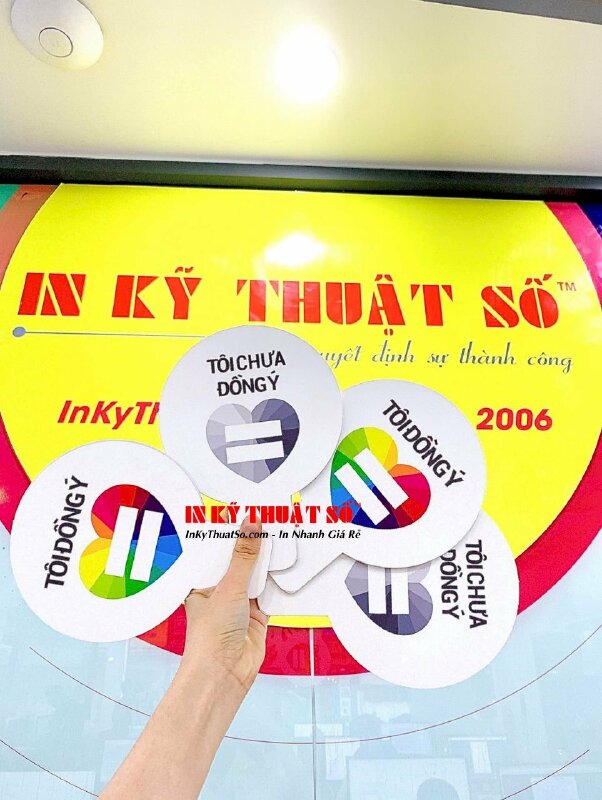 In hashtag cầm tay chiến dịch tôi đồng ý LGBT - INKTS449