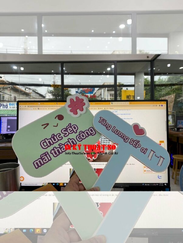 In hashtag cầm tay chúc sếp mãi thành công - hashtag tăng lương sếp ơi - INKTS459