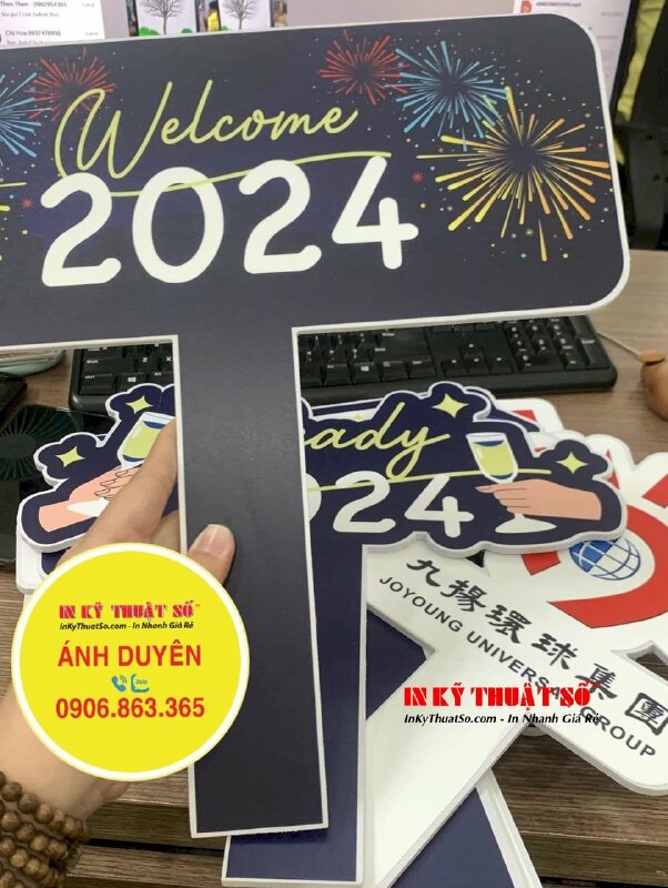 In hashtag cầm tay tất niên công ty, bảng tên cầm tay tiệc cuối năm YEP Year end party - INKTS1072