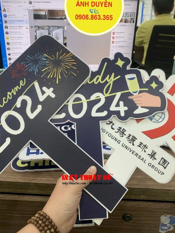 In hashtag cầm tay tất niên công ty, bảng tên cầm tay tiệc cuối năm YEP Year end party - INKTS1072